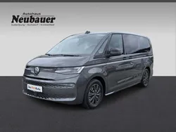 Mittelgrau metallic Gebraucht 2024 VW Multivan Business Van | € 55.900 (Guter Preis)
