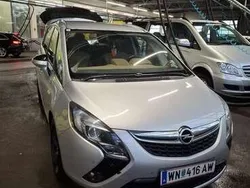 Silber Gebraucht 2015 Opel Zafira Tourer Edition Van / Kleinbus | € 7.500 (Fairer Preis)
