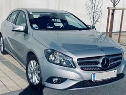 Silber Gebraucht 2015 Mercedes A180 Edition Limousine | € 15.840 (Etwas zu teuer)