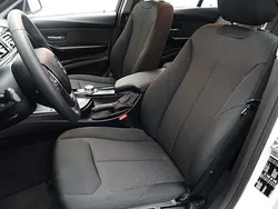 Alpin weiss Gebraucht 2018 BMW 320 Limousine | € 21.990 (Fairer Preis)