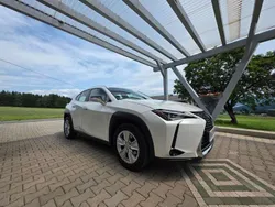 Weiß Gebraucht 2021 Lexus UX SUV | € 20.900