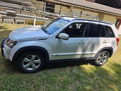 Weiß Gebraucht 2010 Suzuki Grand Vitara SUV | € 10.200 (Superpreis)
