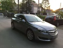 Silber Gebraucht 2013 Opel Insignia Cosmo Kombi | € 4.550 (Guter Preis)