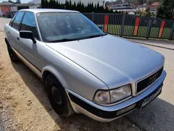 Grau Gebraucht 1994 Audi 80 Limousine | € 750