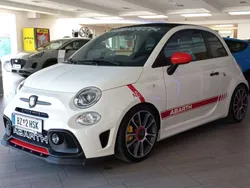 Weiß Gebraucht 2024 Abarth 595C Cabrio | € 31.989