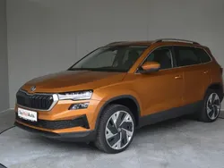Mittelorange metallic Gebraucht 2022 Skoda Karoq Style SUV | € 28.990 (Guter Preis)