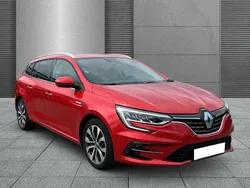 Rot sonderlackierung Gebraucht 2023 Renault Mégane GrandTour Techno Kombi | € 24.542 (Fairer Preis)