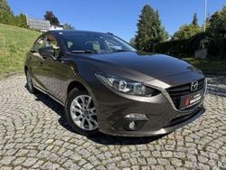 Braun Gebraucht 2015 Mazda 3 Limousine | € 9.990 (Fairer Preis)
