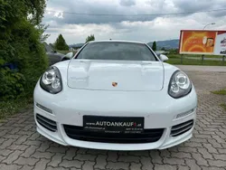 Weiß Gebraucht 2015 Porsche Panamera 4 Limousine | € 43.999 (Guter Preis)