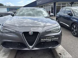 Grau Gebraucht 2018 Alfa Romeo Giulia Limousine | € 19.990 (Superpreis)