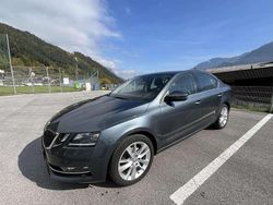 Grau Gebraucht 2018 Skoda Octavia Style Limousine | € 14.299 (Guter Preis)