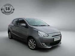Grau Gebraucht 2016 Mitsubishi Space Star Kleinwagen | € 5.750 (Fairer Preis)