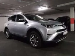Gebraucht 2016 Toyota RAV4 Active SUV | € 19.500 (Etwas zu teuer)