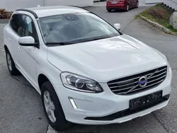 Weiß Gebraucht 2015 Volvo XC60 Kinetic SUV | € 15.900