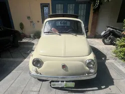 Beige Gebraucht 1971 Fiat 500L Van / Kleinbus | € 7.300