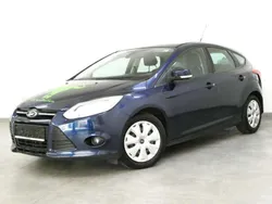 Blau Gebraucht 2012 Ford Focus Trend Kleinwagen | € 2.300