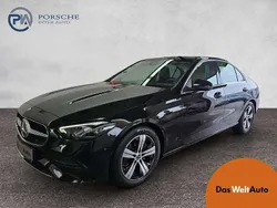 Schwarz normal Gebraucht 2022 Mercedes C180 Limousine | € 36.990 (Fairer Preis)