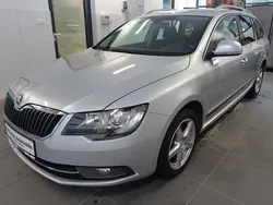 Silber Gebraucht 2014 Skoda Superb Ambition Kombi | € 7.750 (Superpreis)