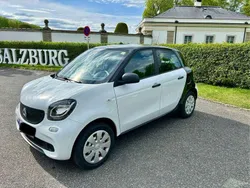 Weiß Gebraucht 2019 Smart ForFour Limousine | € 9.990 (Fairer Preis)