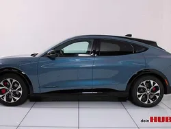 Blau Gebraucht 2023 Ford Mustang Mach-E Premium SUV | € 64.990