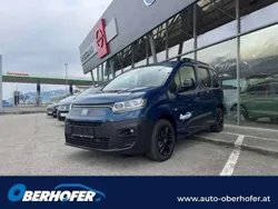 Blau Gebraucht 2022 Fiat e-Doblò Van / Kleinbus | € 28.990