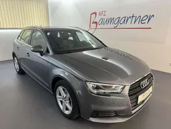 Grau Gebraucht 2019 Audi A3 Sportback Limousine | € 19.490 (Fairer Preis)
