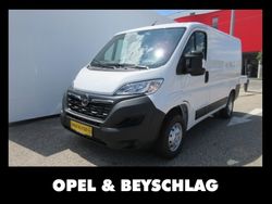 Icy weiß Gebraucht 2024 Opel Movano Van | € 25.690