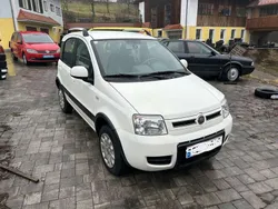 Weiß Gebraucht 2011 Fiat Panda 4x4 Climbing Kleinwagen | € 2.700 (Guter Preis)