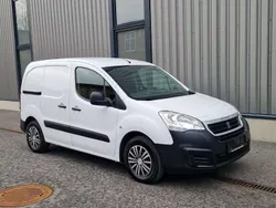 Gebraucht 2017 Peugeot Partner Tepee Access Van / Kleinbus | € 10.790 (Fairer Preis)