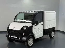 Weiß Gebraucht 2021 Aixam D-truck | € 11.990