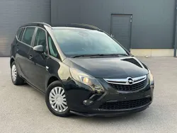 Schwarz Gebraucht 2014 Opel Zafira Tourer Active Van / Kleinbus | € 5.000