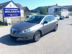 Grau Gebraucht 2008 Lancia Delta Limousine | € 1.890