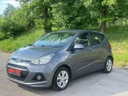 Grau Gebraucht 2014 Hyundai i10 Comfort Kleinwagen | € 3.990 (Superpreis)