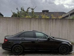 Schwarz Gebraucht 2008 Mercedes 320 Limousine | € 9.000