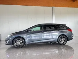 Dunkelgrau metallic Gebraucht 2013 Hyundai i40 Premium Kombi | € 10.990 (Etwas zu teuer)