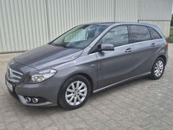 Grau Gebraucht 2012 Mercedes B180 Van / Kleinbus | € 10.800 (Superpreis)