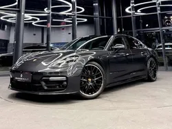 Grau Gebraucht 2017 Porsche Panamera 4 Limousine | € 73.900 (Fairer Preis)