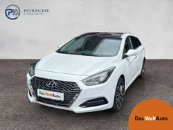 Weiß Gebraucht 2019 Hyundai i40 Kombi | € 19.900