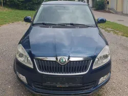 Blau Gebraucht 2012 Skoda Fabia Family Kombi | € 4.800 (Guter Preis)