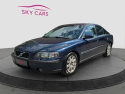Blau Gebraucht 2004 Volvo S60 Limousine | € 3.990