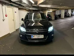 Schwarz Gebraucht 2015 VW Tiguan LOUNGE SUV | € 12.200 (Fairer Preis)