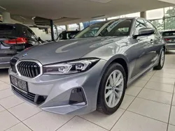 Grau Gebraucht 2023 BMW 318 Limousine | € 36.900 (Superpreis)