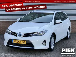 Toyota Auris Hybrid