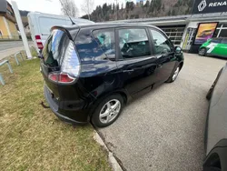 Gebraucht 2016 Renault Scénic III LIMITED Van / Kleinbus | € 8.150 (Guter Preis)