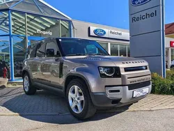 Bronze Gebraucht 2023 Land Rover Defender SE SUV | € 91.900