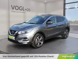 Grau Gebraucht 2018 Nissan Qashqai N-Connecta SUV | € 18.450 (Guter Preis)