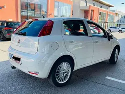 Gebraucht 2017 Fiat Punto Lounge Kleinwagen | € 7.300