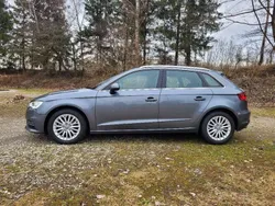 Grau Gebraucht 2013 Audi A3 Sportback Ambiente Limousine | € 8.400 (Guter Preis)