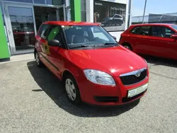 Mittelrot metallic Gebraucht 2008 Skoda Fabia Clever | € 5.900
