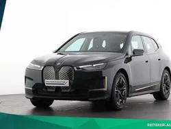 Grau (sophistograu brillant) Gebraucht 2021 BMW iX SUV | € 49.990 (Guter Preis)